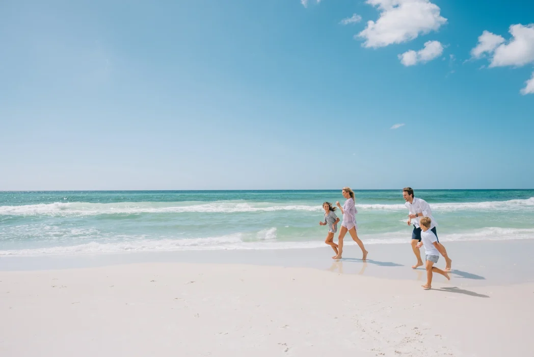 Seaside, FL beach | People running by the beach