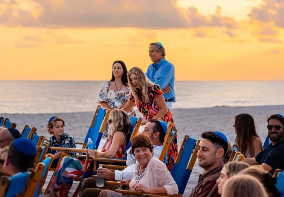 How the Sea Shul Community Celebrated Rosh Hashanah in Seaside.